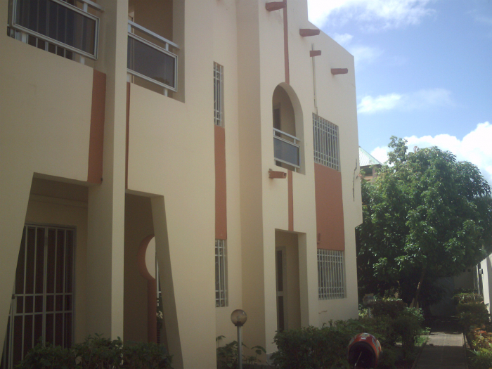 4 Bed room story building house for rent in Kololi » Gambia Real Estate